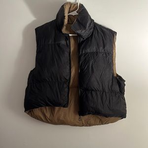 Cropped puffer vest